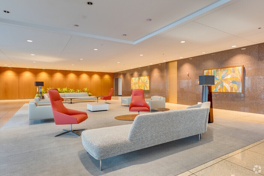 More Photos Of 8745 W Higgins Rd, Chicago Coworking Space