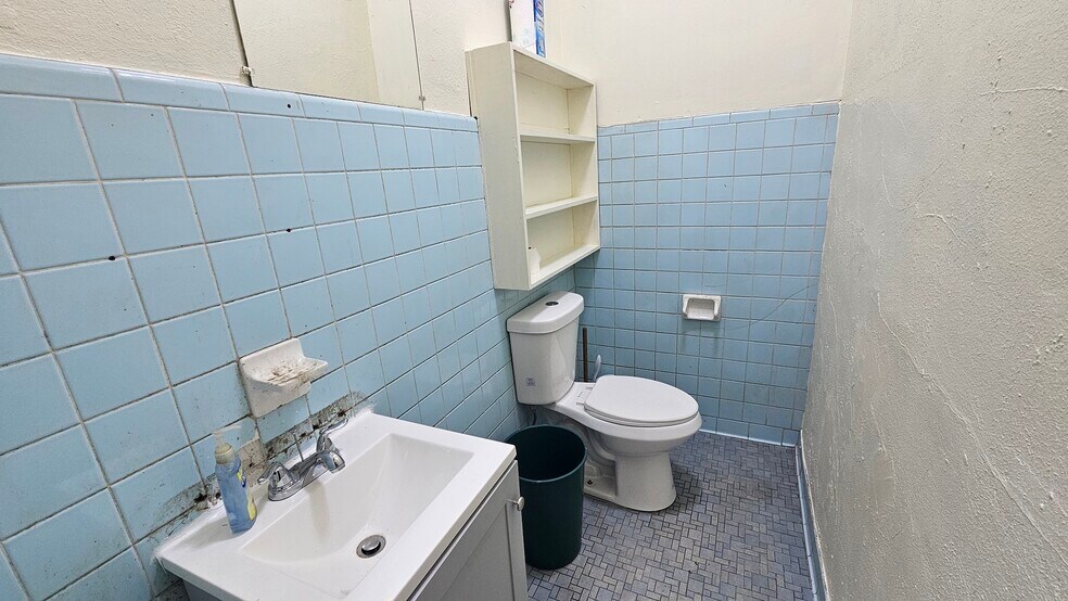 More Photos Of 2630 Desiard St, Monroe Storefront Retail Office For Sale