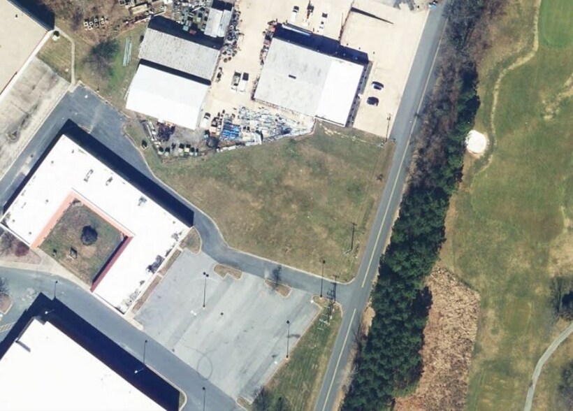 More Photos Of Woods Rd, Cambridge Land For Sale