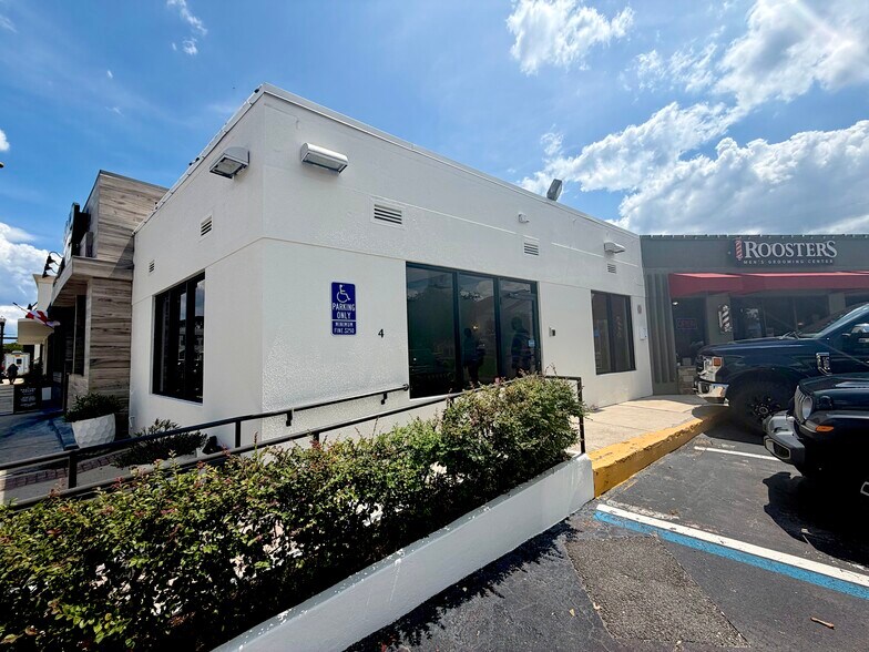 More Photos Of 2000 Hendricks Ave, Jacksonville General Retail For Lease