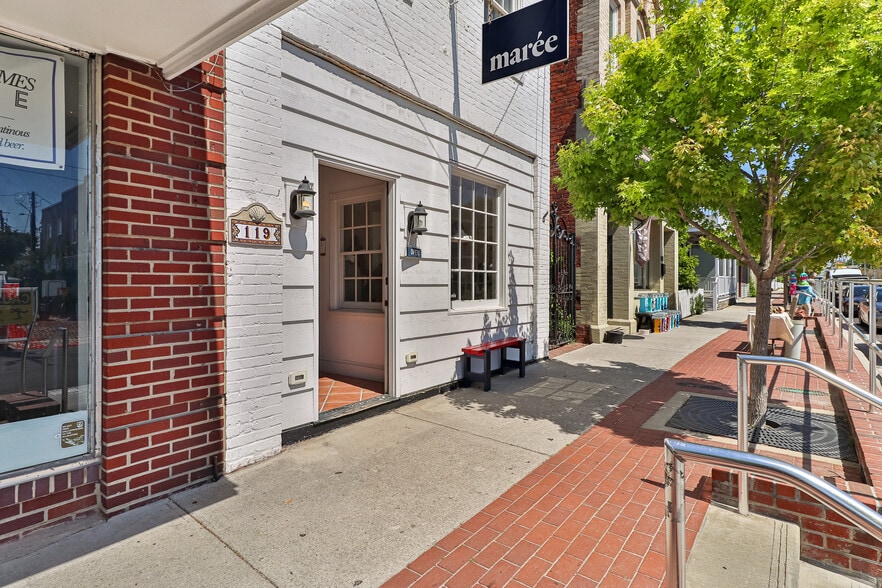 More Photos Of 119 Turner St, Beaufort Storefront Retail Office For Sale