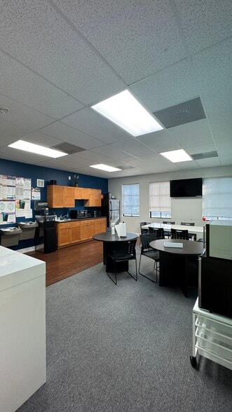 More Photos Of 7451 Wiles Rd, Coral Springs Medical For Sale