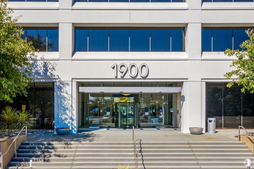 More Photos Of 1900 Powell St, Emeryville Office For Lease
