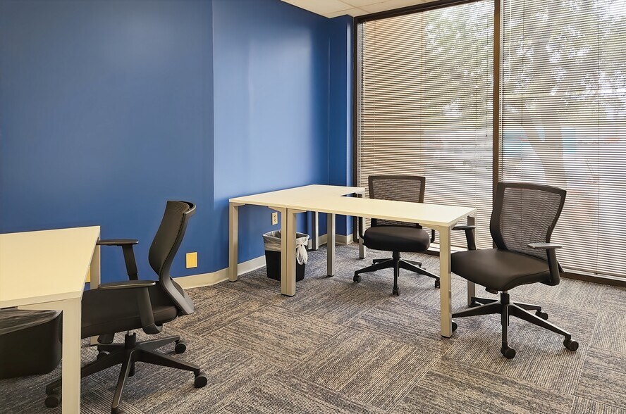 More Photos Of 4400 Buffalo Gap Rd, Abilene Coworking Space