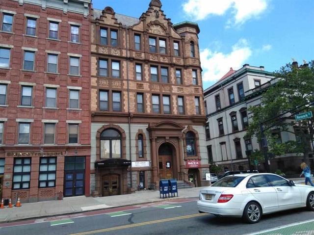 More Photos Of 84 Washington St, Hoboken Office For Lease
