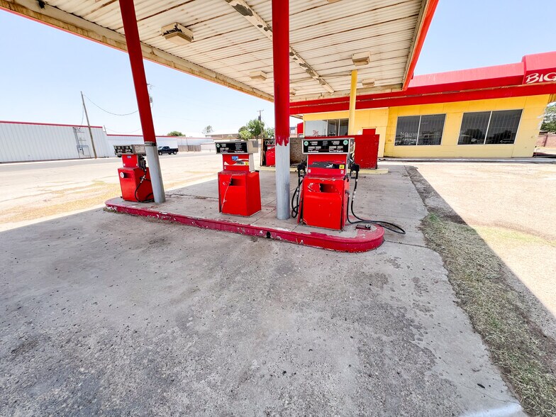 More Photos Of 1201 N Grant Ave, Odessa Convenience Store For Sale