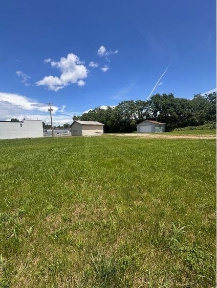 More Photos Of 315 24th St NW, Roanoke Land For Lease