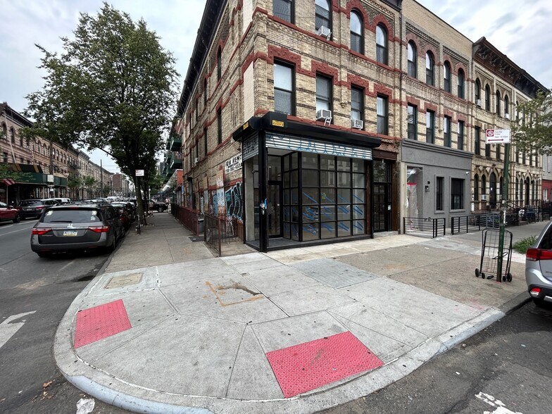 Primary Photo Of 203 Irving Ave, Brooklyn Storefront Retail Residential For Lease