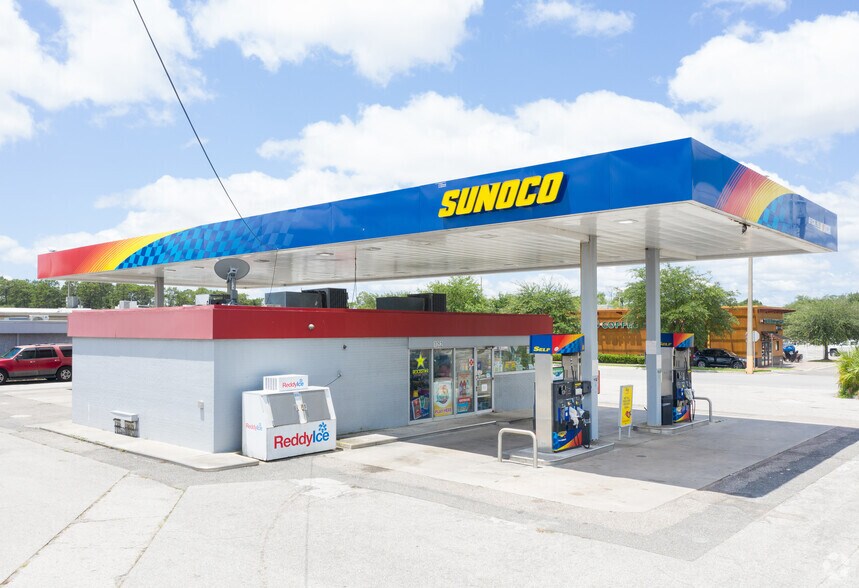 More Photos Of 1052 Dunn Ave, Jacksonville Service Station For Sale