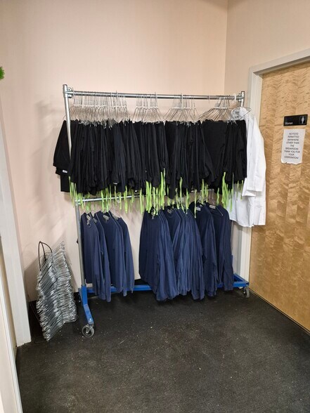 More Photos Of 215 Shrewsbury St, West Boylston Warehouse For Lease