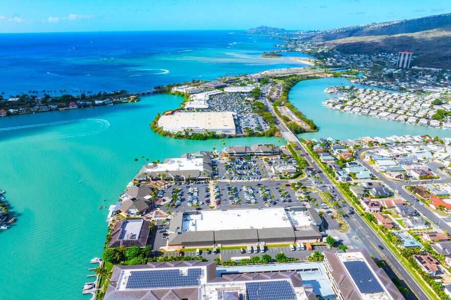 More Photos Of 377 Keahole St, Honolulu General Retail For Sale