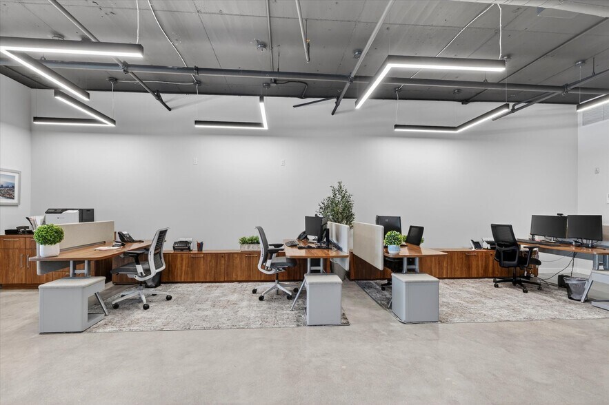More Photos Of 7301 SW 57th Ct, South Miami Office For Sale