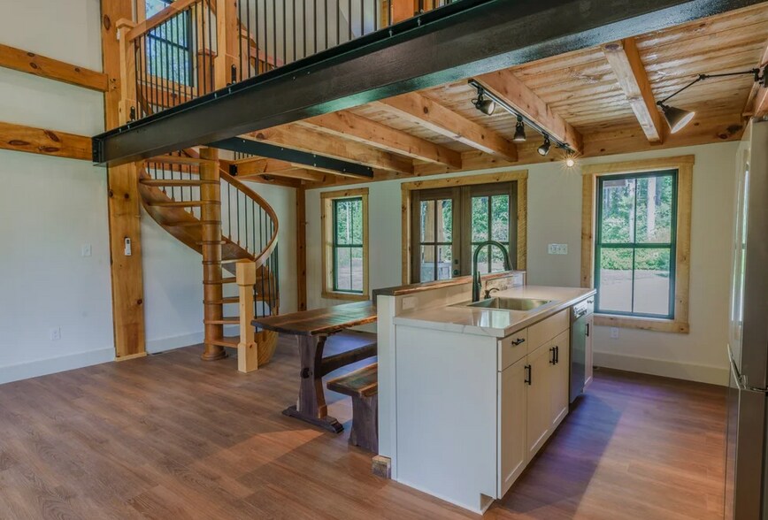 More Photos Of 13496 Shands Rd, Stony Creek Lodge Meeting Hall For Sale