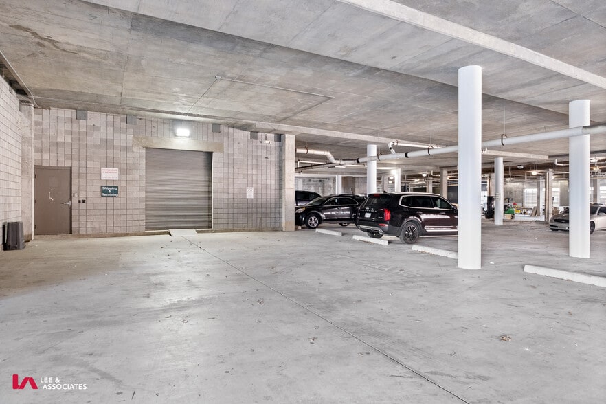 More Photos Of 2200 Lake Blvd NE, Atlanta Office For Sale