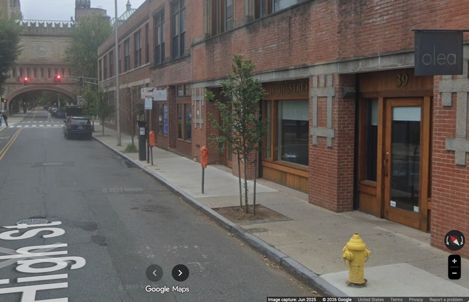 More Photos Of 39 High St, New Haven General Retail For Lease