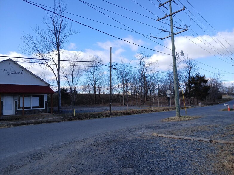 More Photos Of 1014 Ruritan Cir, Sterling Land For Sale