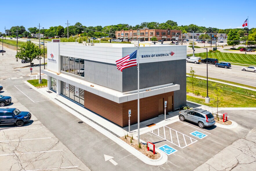 More Photos Of Bank of America, Omaha Bank For Sale