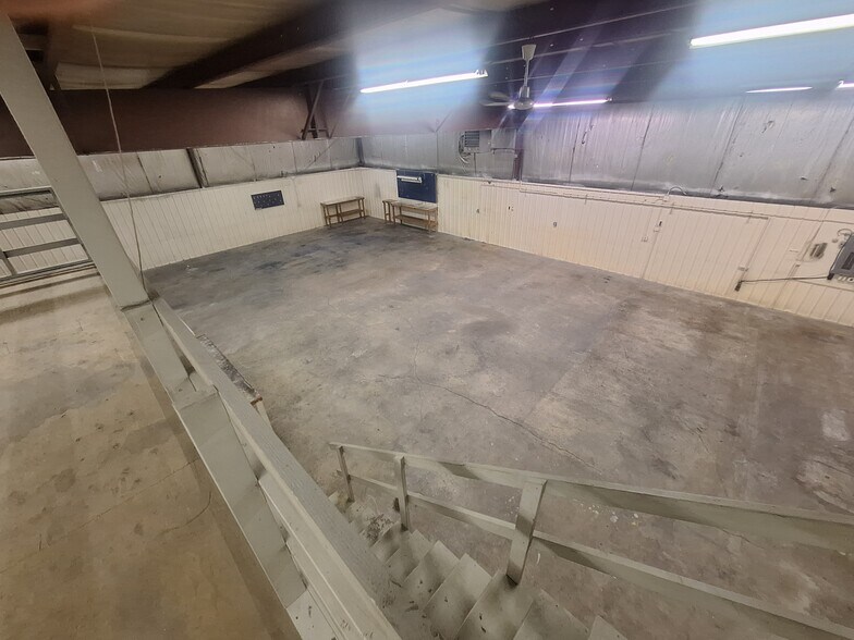 More Photos Of 4301-4303 12th Ave N, Fargo Service For Lease