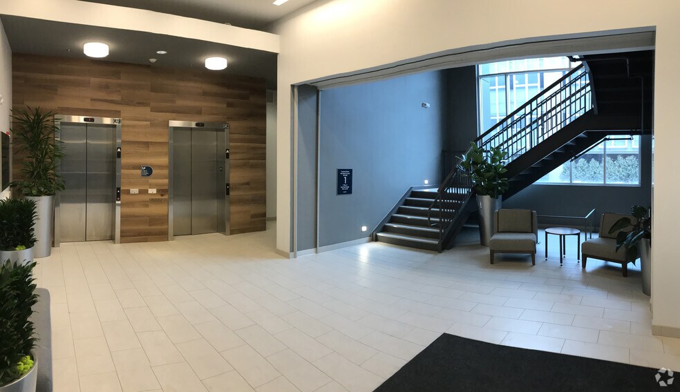 More Photos Of 8922 -5958 Lyra Dr, Columbus Office For Lease