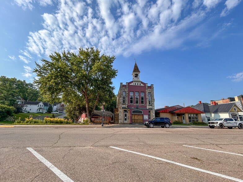 More Photos Of 111 Coffee St, Lanesboro Restaurant For Sale