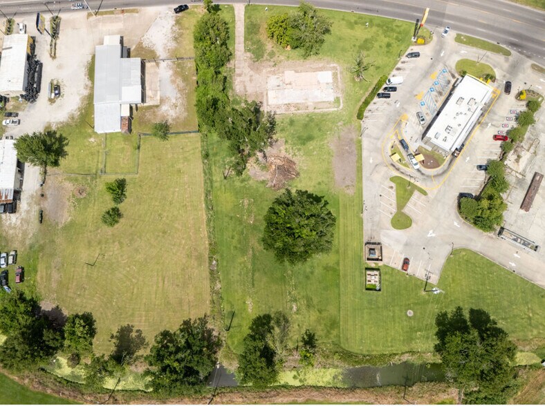 More Photos Of 1520 Grand Caillou Rd, Houma Land For Lease