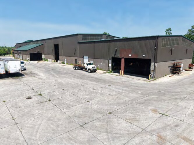 More Photos Of 36543 S Huron Rd, New Boston Warehouse For Sale