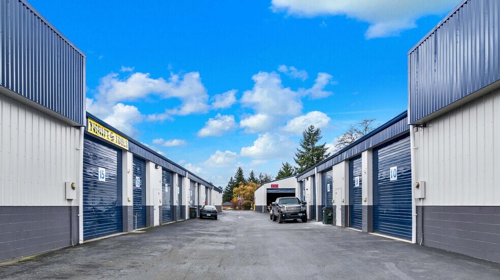More Photos Of 10406 Pacific Ave S, Tacoma Self Storage For Lease