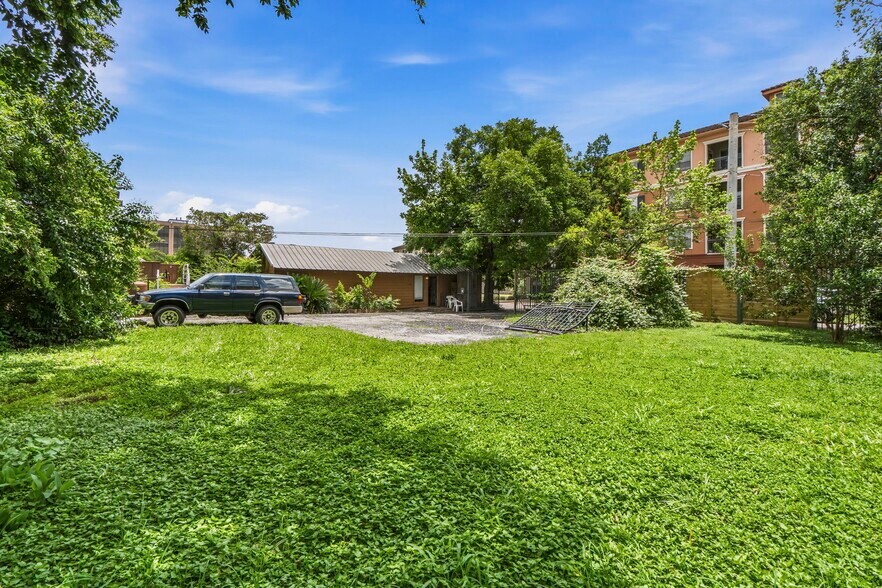More Photos Of 4018 Dickson St, Houston Land For Sale