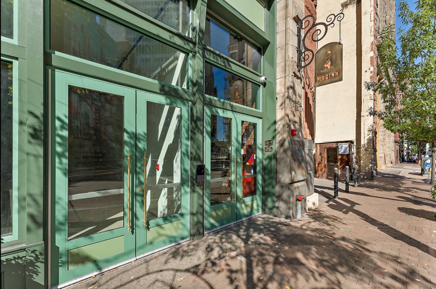 More Photos Of 915 Liberty Ave, Pittsburgh Apartments For Lease