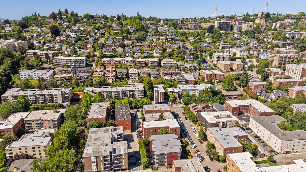 More Photos Of , Seattle Multifamily For Sale