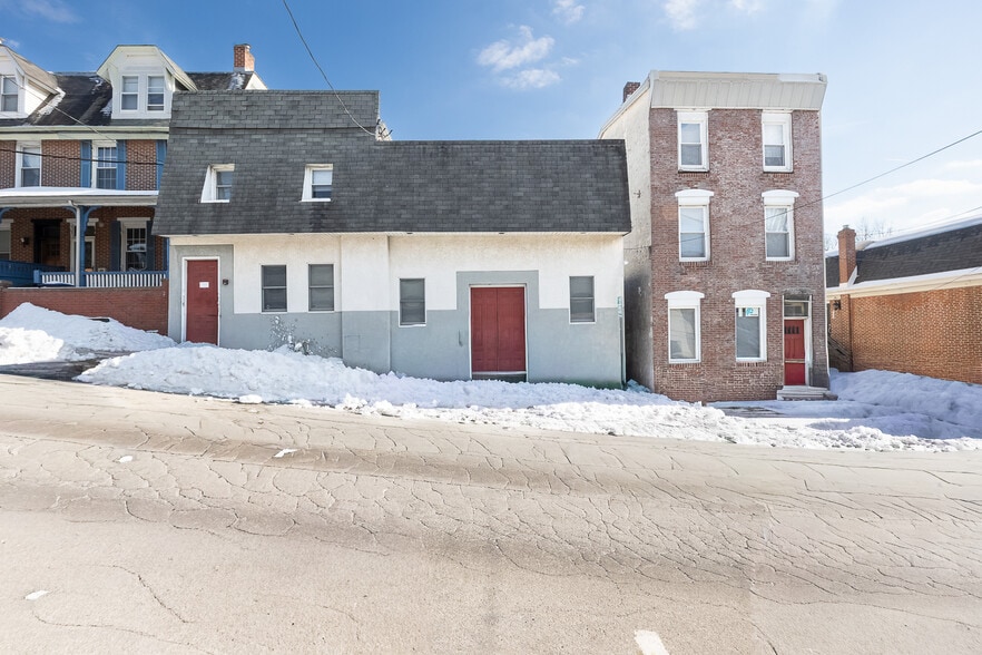 Primary Photo Of 67-73 Harry St, Conshohocken Office For Lease