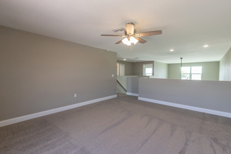 More Photos Of 1900 Oasis Blvd, Sebring Land For Sale