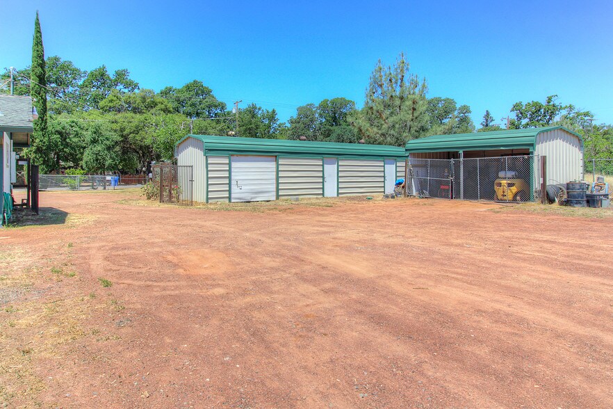 More Photos Of 3360 Old Highway 53, Clearlake Garden Center For Sale