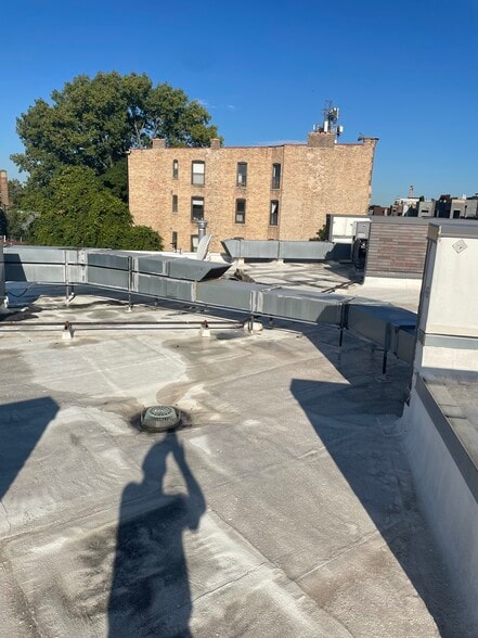 More Photos Of 1640 W Fullerton Ave, Chicago Bank For Lease