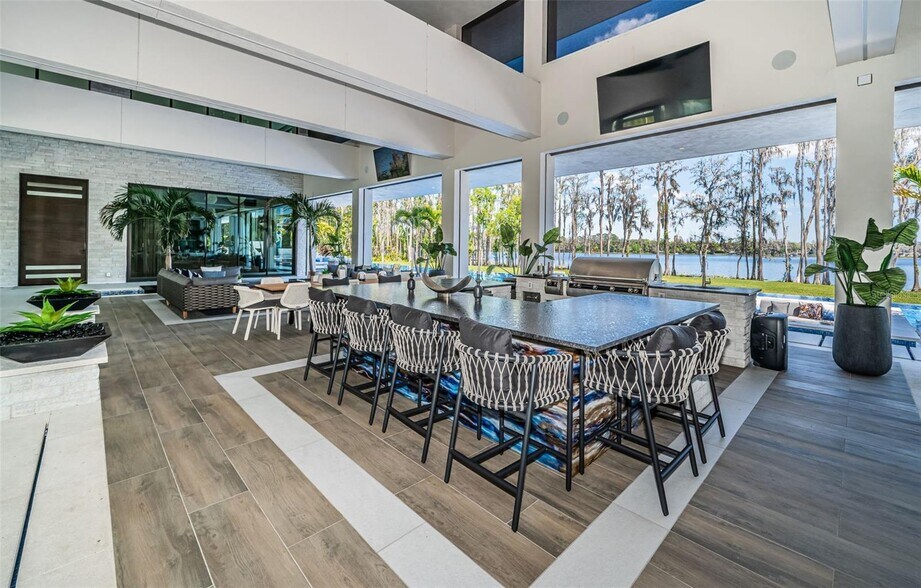 More Photos Of 18725 Jiretz Rd, Odessa Flex For Sale