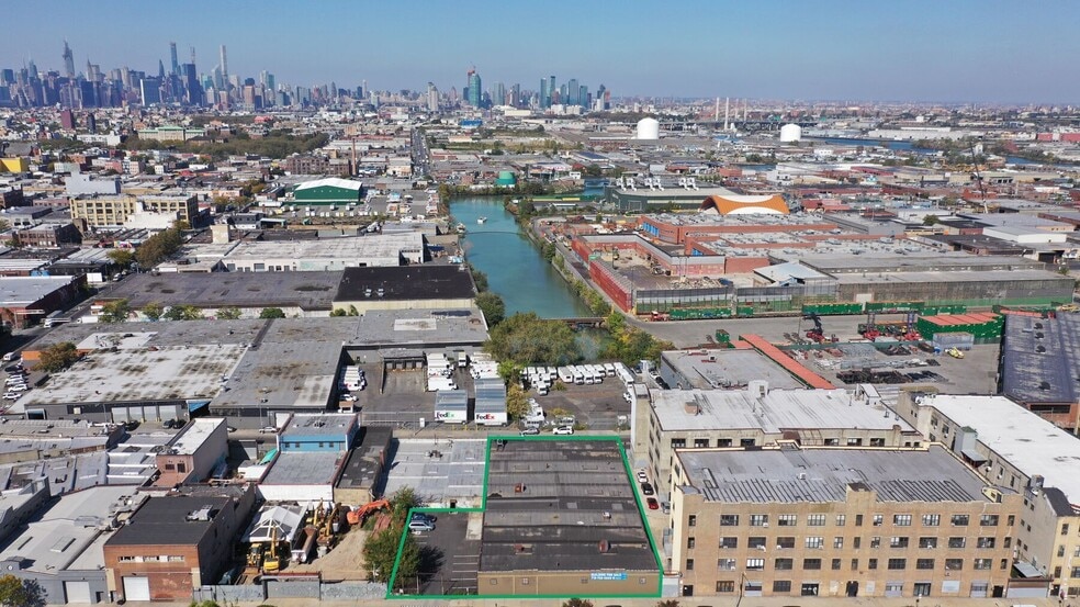 Primary Photo Of 450 Johnson Ave, Brooklyn Manufacturing For Lease