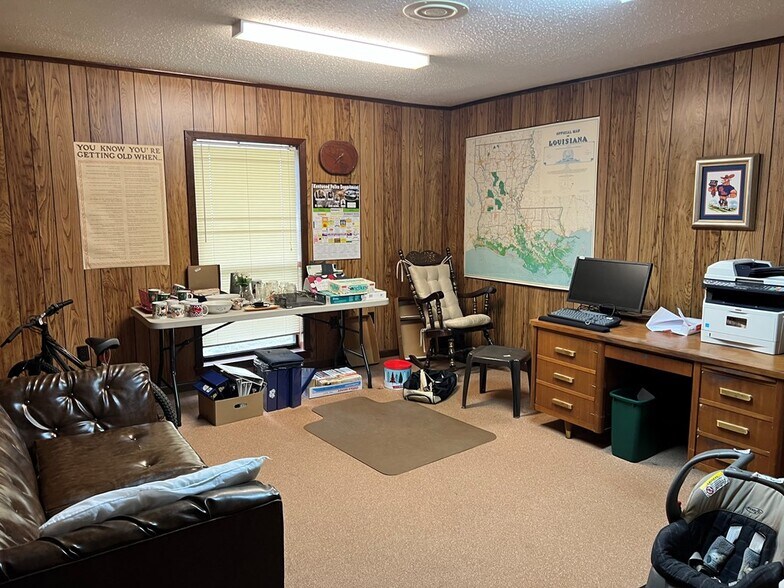More Photos Of 409 3rd St, Kentwood Office Residential For Sale