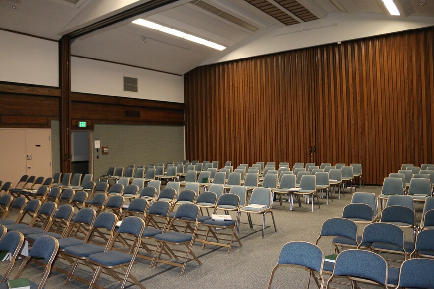 More Photos Of 155 Coventry Ln, North Salt Lake Religious Facility For Sale