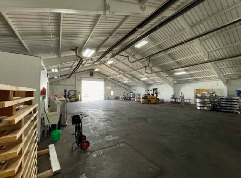 More Photos Of 2601 S Verity Pky, Middletown Industrial For Lease