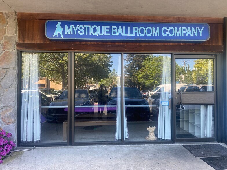 More Photos Of , Walnut Creek General Retail For Sale