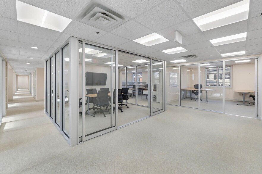 More Photos Of 202-258 E High St, Charlottesville Office For Sale