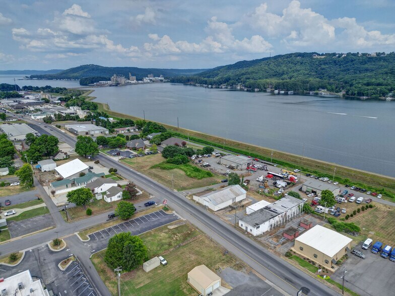 More Photos Of Blount Ave, Guntersville Land For Sale