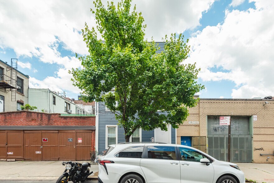 More Photos Of 76 Java St, Brooklyn Apartments For Sale