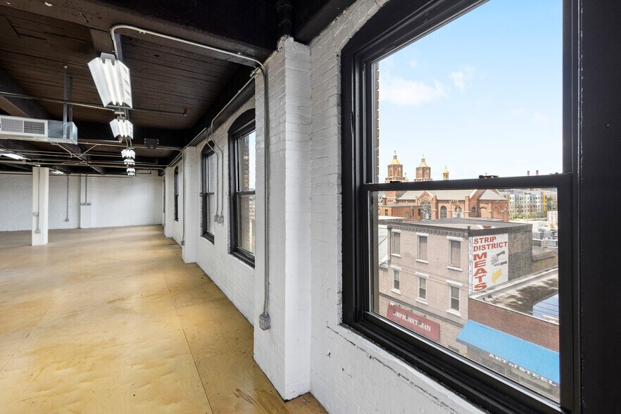 More Photos Of 2124 Penn Ave, Pittsburgh Office For Sale
