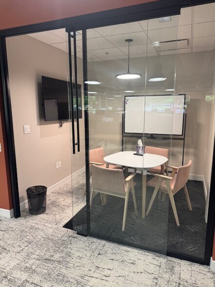 More Photos Of 1712 S East Bay Blvd, Provo Office For Lease