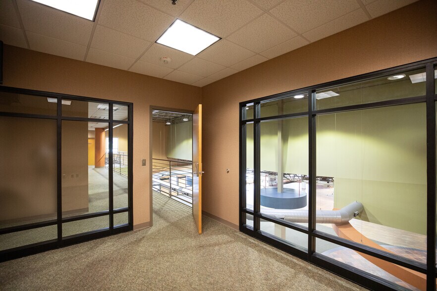 More Photos Of 5900 Mo-150 Hwy, Grandview Auto Dealership For Sale