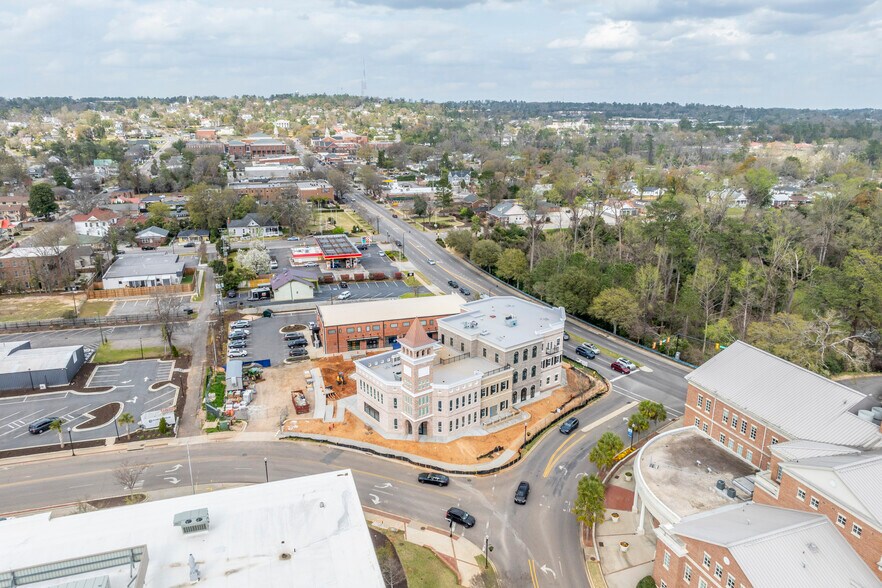 More Photos Of 200 Georgia Avenue, North Augusta Storefront Retail Office For Lease