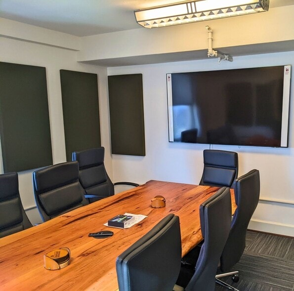 More Photos Of 219 N Main St, Bryan Office For Lease