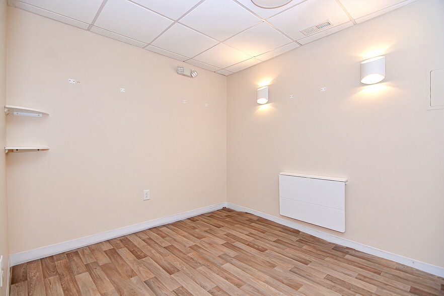 More Photos Of 24-28 High St, Medford Apartments For Lease