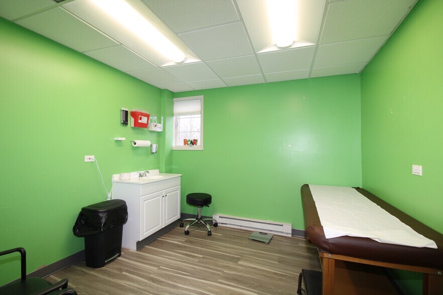 More Photos Of 1185 Mt Aetna Rd, Hagerstown Medical For Lease